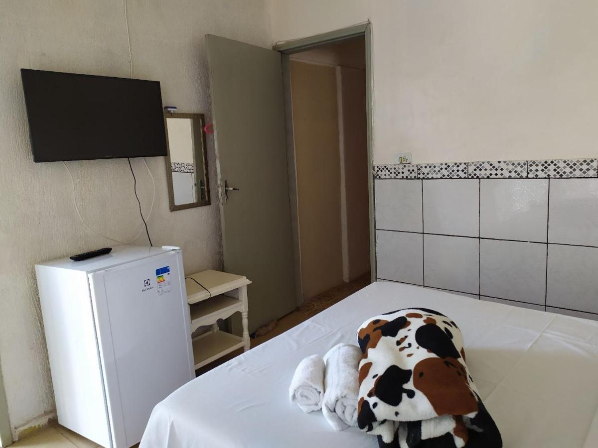 Pousada Dirce Locatelli Goiânia Esterno foto